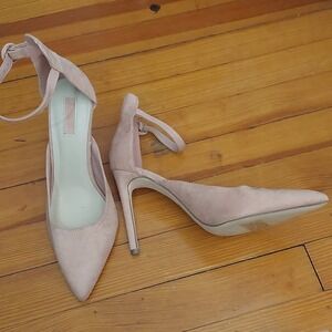 Never worn Forever 21 heels‎ size 10 blush